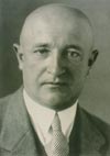 Alfred B�umler