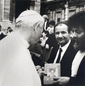 Marek Halter con Papa Giovanni Paolo II